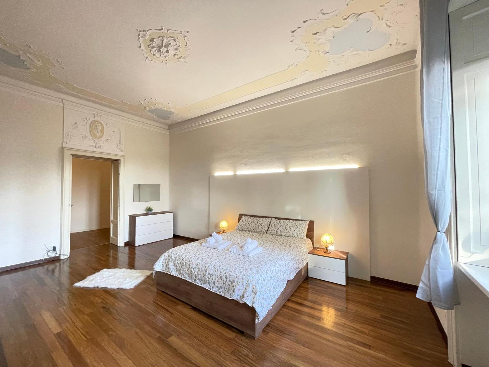 Bg Central Royal Suite Con Parcheggio - Vista Citta Alta Bergamo Exterior photo