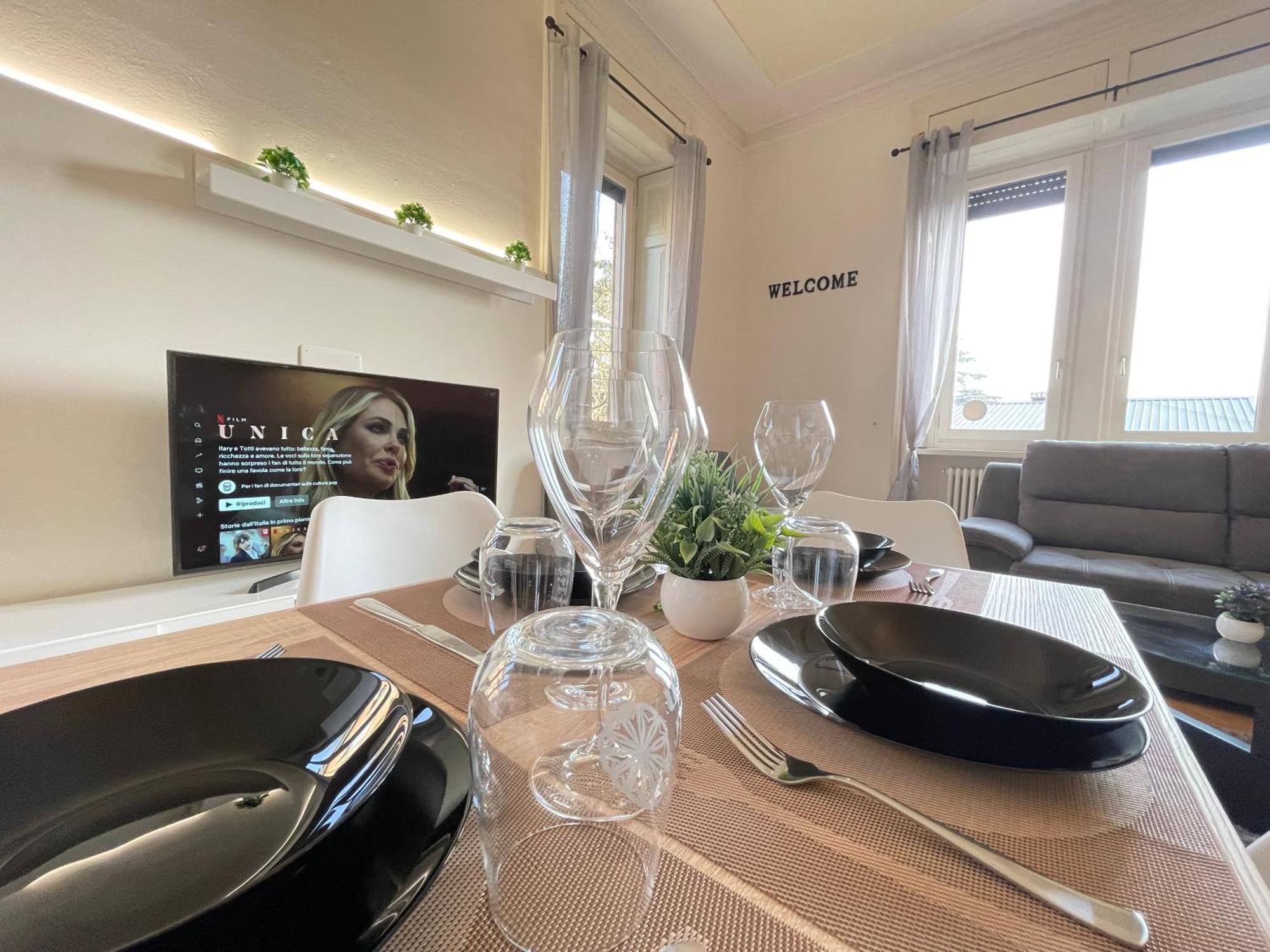 Bg Central Royal Suite Con Parcheggio - Vista Citta Alta Bergamo Exterior photo