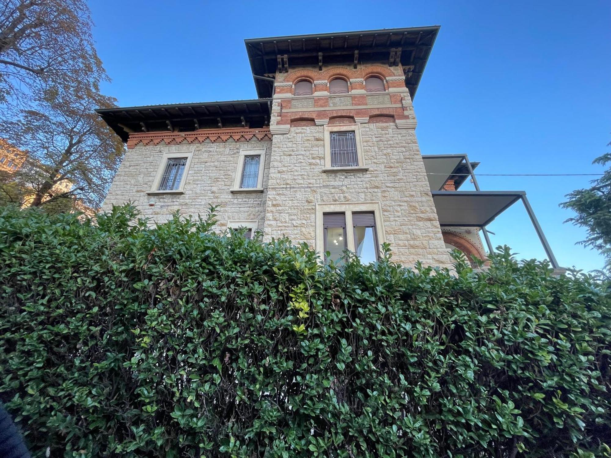 Bg Central Royal Suite Con Parcheggio - Vista Citta Alta Bergamo Exterior photo